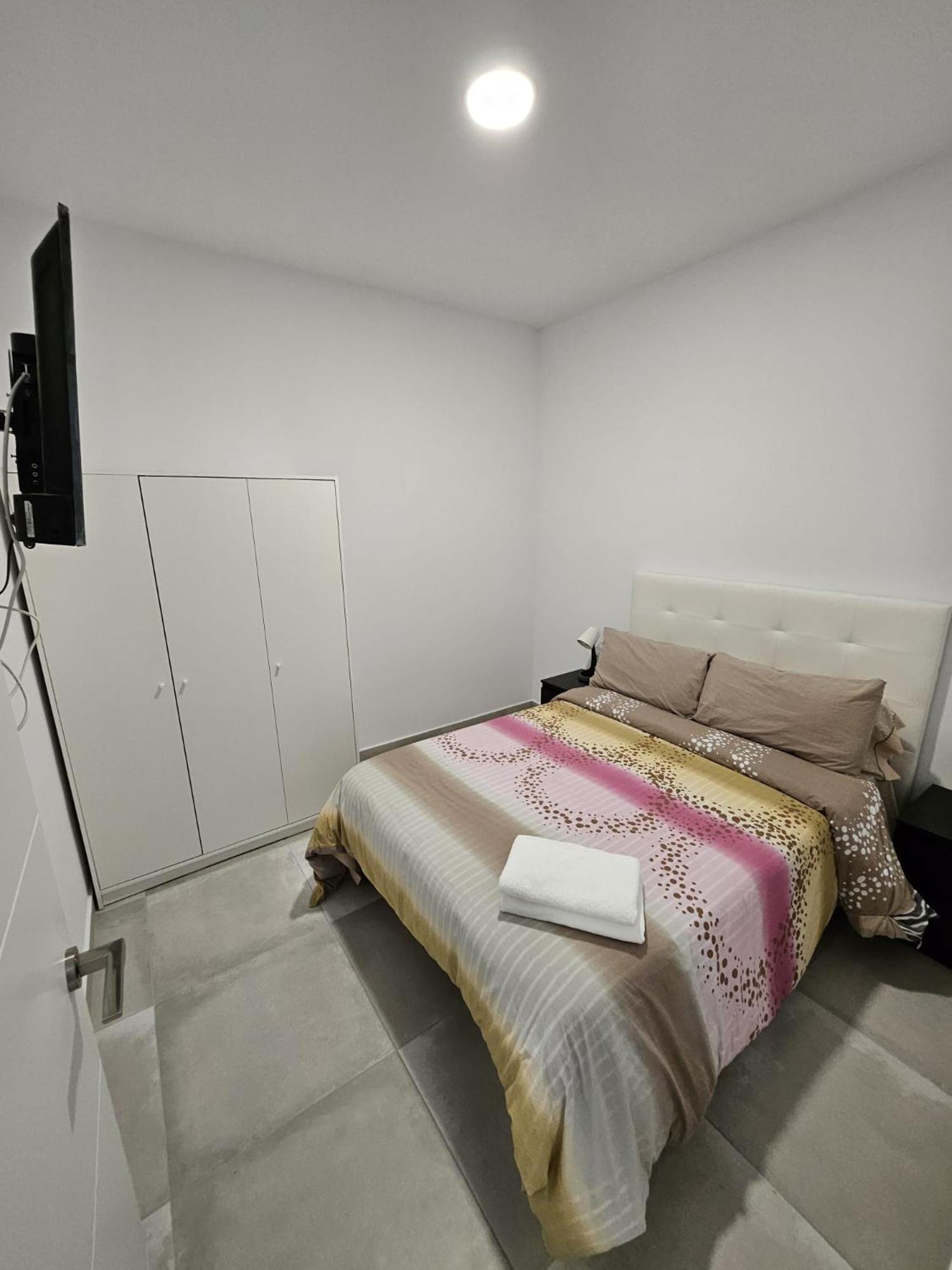 Apartments Jota Barcelona Exterior photo