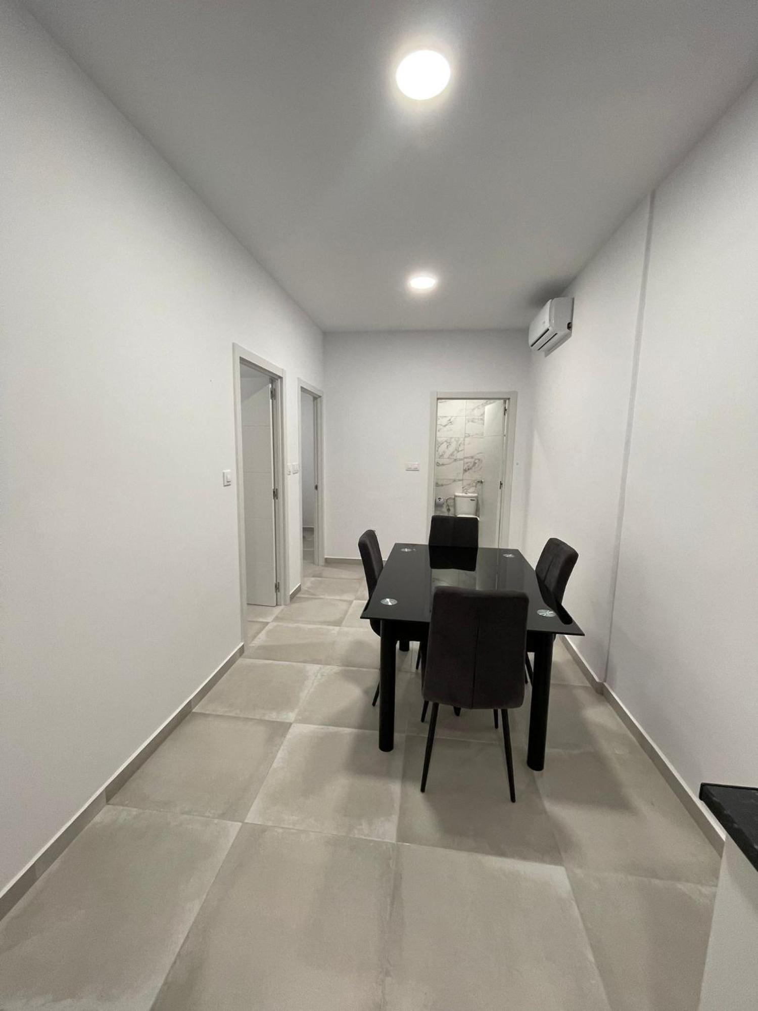Apartments Jota Barcelona Exterior photo